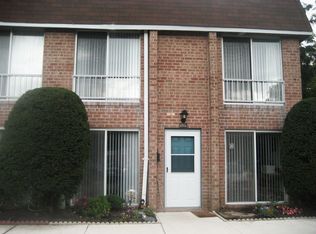 407 Brandywine Ct, Warminster, PA 18974