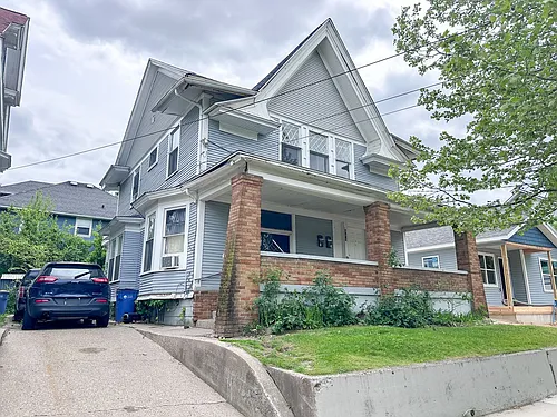 806 Kalamazoo Ave SE Photo 1