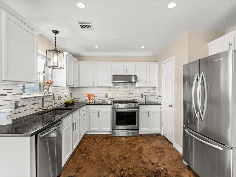 14621 Ginseng Cv — Photo 9