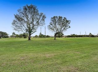 4910 N Travelers Palm Ln, Tamarac, FL 33319