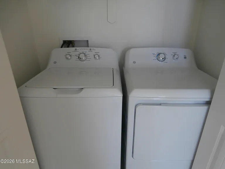 348 S Paseo Tierra — Photo 10