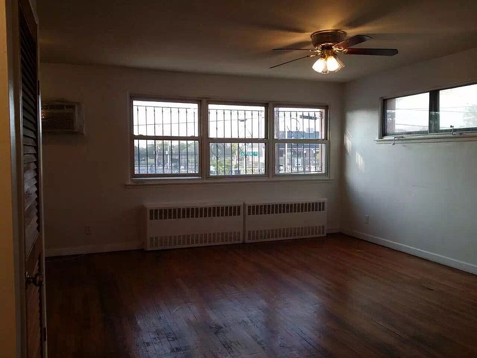 1st image of 2902 Neptune Ave #2
