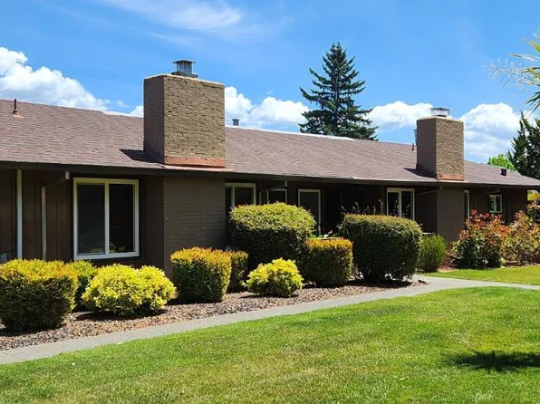 6 Woodgreen Street, Santa Rosa, CA 95409