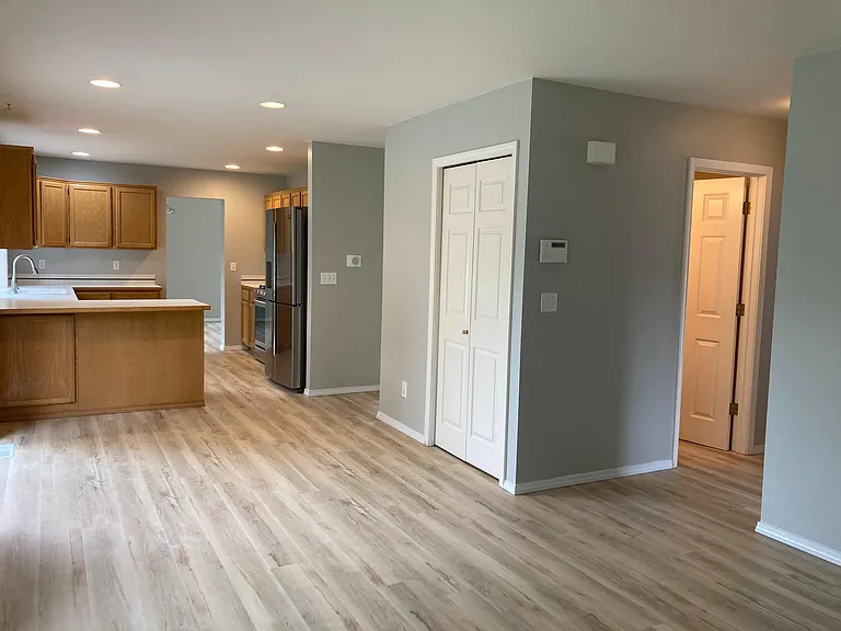 4115 S Greystone Ln — Photo 7