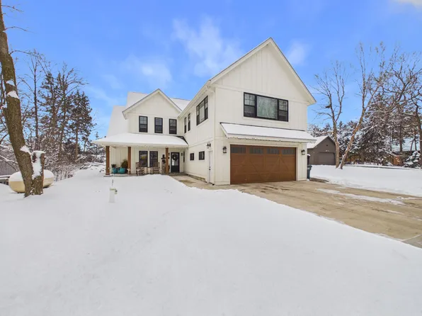 17811 54th St NW, South Haven, MN 55382