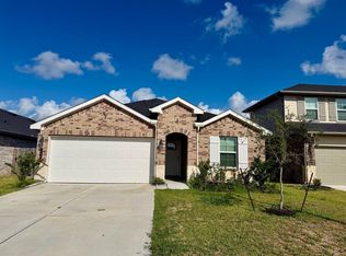 5122 Sunset Oaks Dr, Fresno, TX 77545
