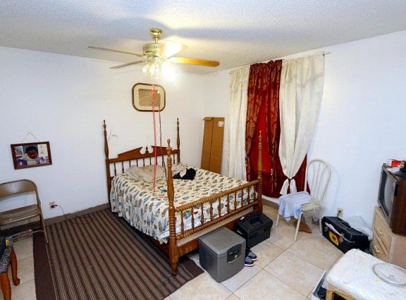 5th image of 5468 Thurston Ave