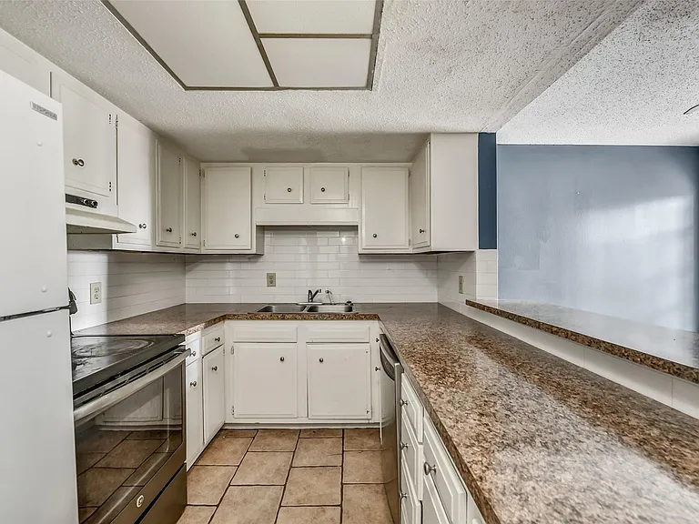 1817 Biovu Dr — Photo 9