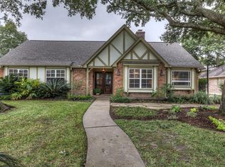 2907 Shadowdale Dr, Houston, TX 77043