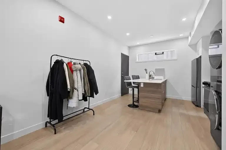 250 Ferland St #5 — Photo 11