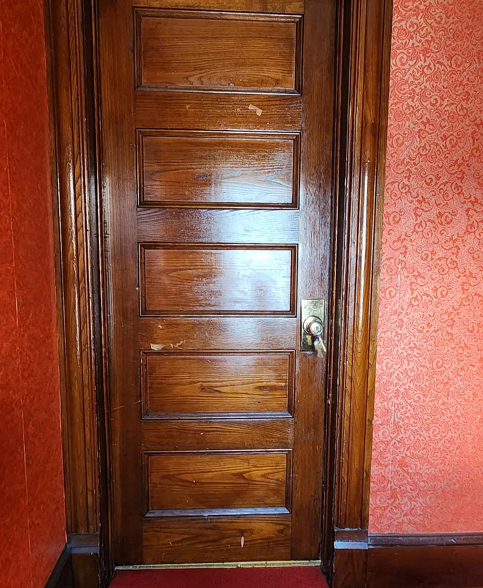 2 bed, 1000 sqft, $1,750 — Photo 1