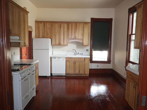 4th image of 454 17th St