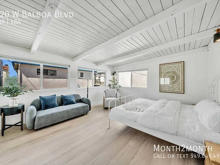 920 W Balboa Blvd — Photo 39