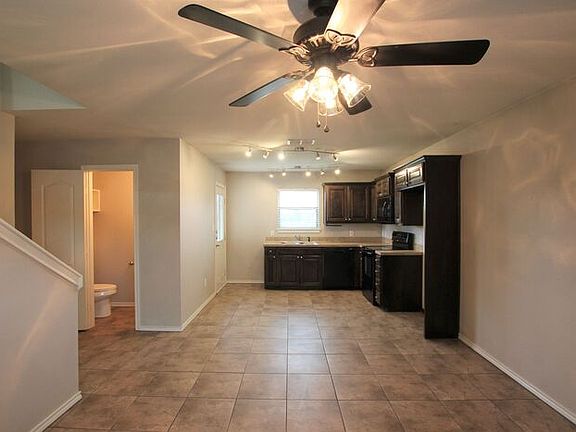 5th image of 18013 Loring Ln