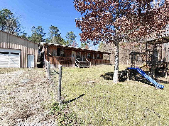 2nd image of 122 Corkwood Ln