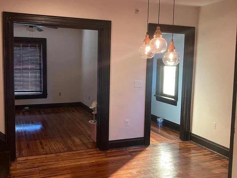 250 Linden Ave — Photo 24