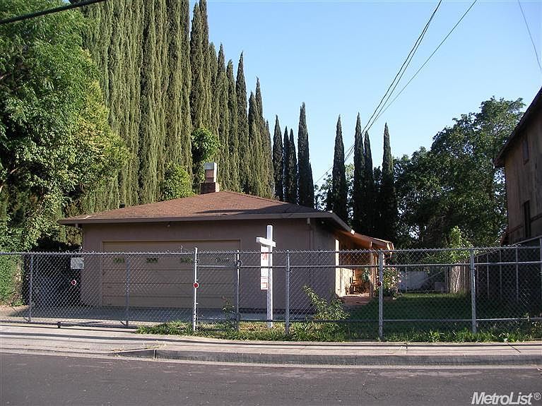 1st image of 1545 Hobson Ave