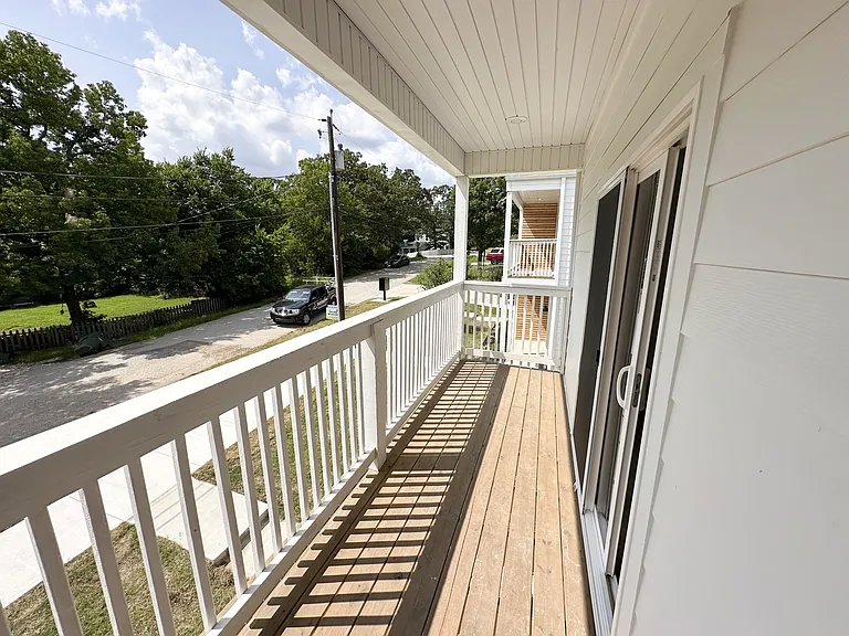 1278 W Hendrix St — Photo 18