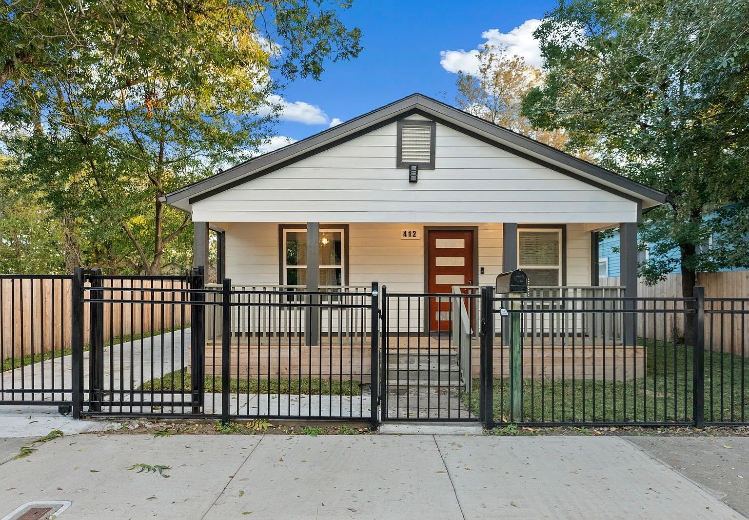 4 bed, 1680 sqft, $1,000 — Photo 3