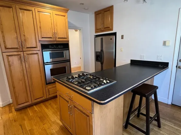 12 Howell St #1, Dorchester, MA 02125