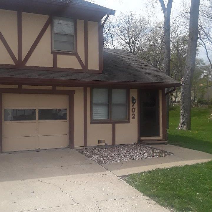 1st image of 702 S 40th St #702