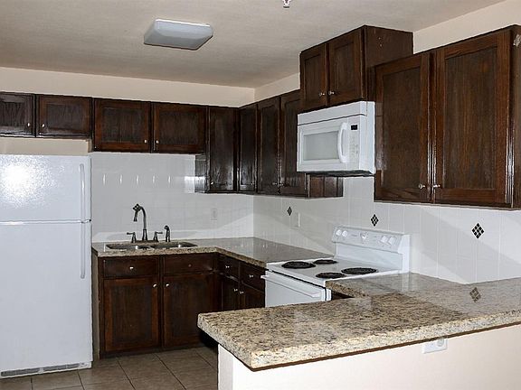 3rd image of 2119 S Ejido Ave #9