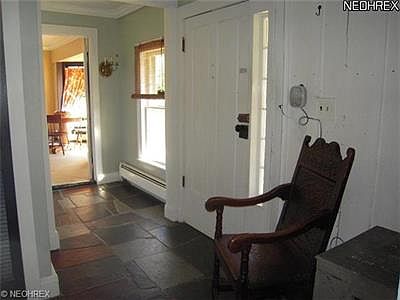 4th image of 7694 Washington St