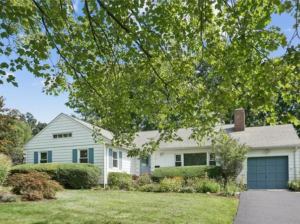 12 Meadow Way, White Plains, NY 10605