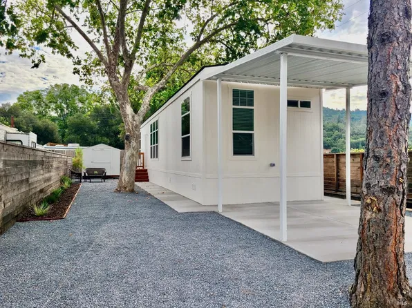 890 Rockwell Road #1, Cloverdale, CA 95425