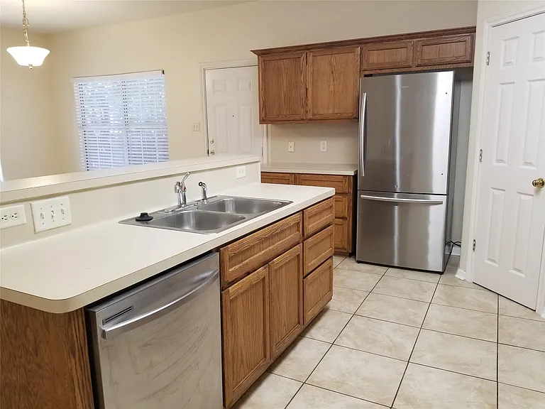2928 Thrushwood Dr #A — Photo 11