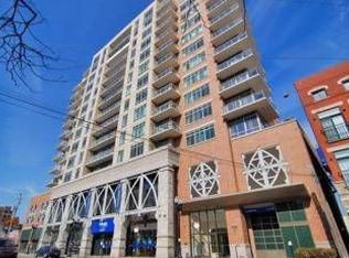 222 W Division St #1007, Chicago, IL 60610