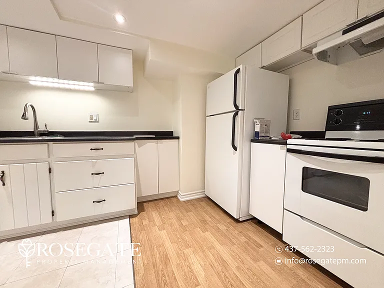 5 Ashdale Ct #1 — Photo 2
