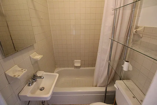 Rented by Luxor Homes & Investment Realty | media 6