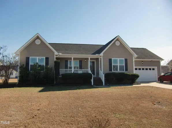 205 Bishop Ln, Dunn, NC 28334