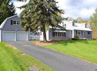 9 Domenica Dr, Waterford, NY 12188
