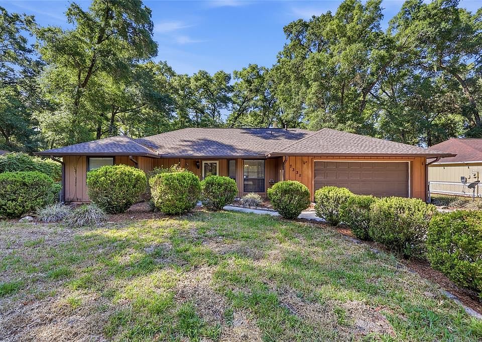 1st image of 7335 SW 22nd Pl