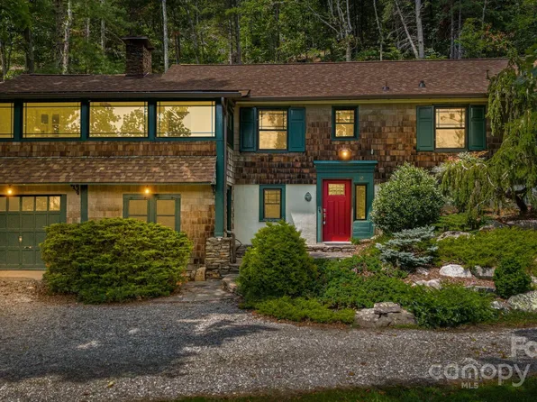 92 Hamburg Mountain Rd, Weaverville, NC 28787