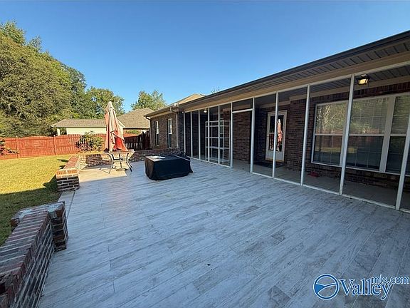 4th image of 242 Turtle Creek Dr