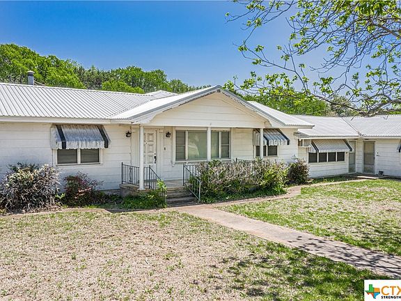4th image of 219-221 S Twin Creek Dr