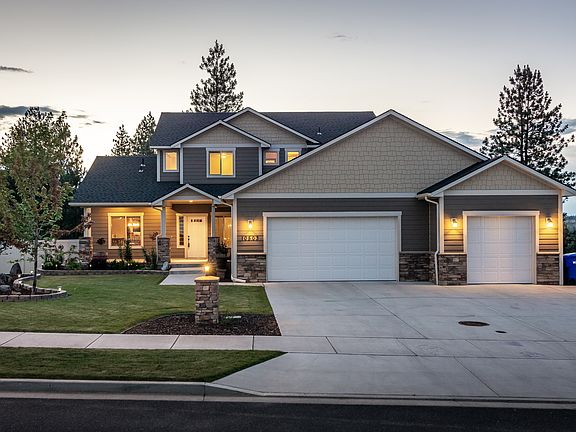 3rd image of 10503 N Alberta Cir