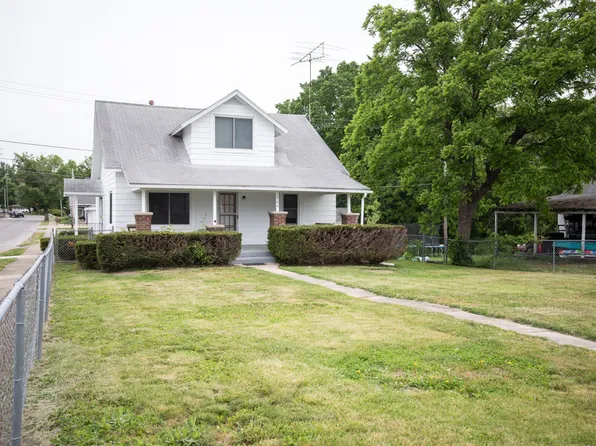 204 Hoosier St, North Vernon, IN 47265