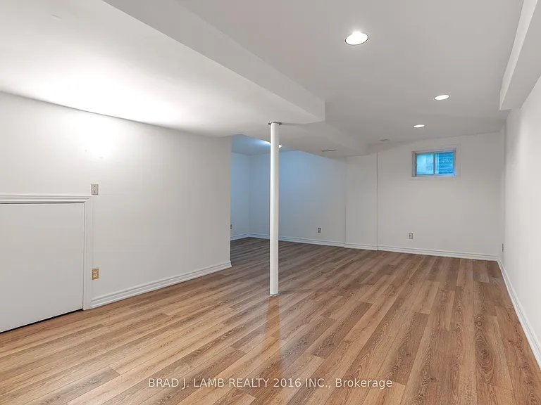 405 Hyacinthe Blvd #Townhouse 12 — Photo 13