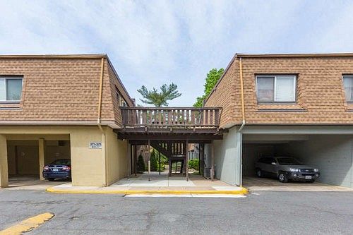 1st image of 3877 Manzanita Pl
