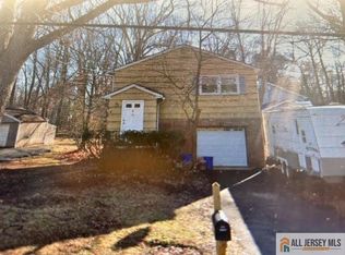 1820 Holly Rd, North Brunswick, NJ 08902