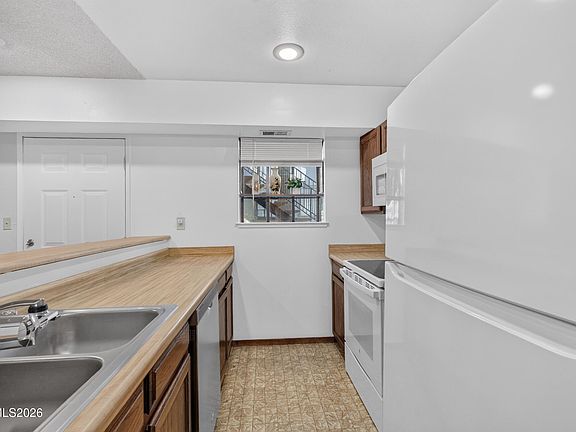 4th image of 2213 Kietzke Ln APT H