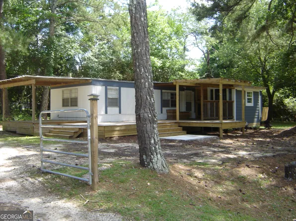 1515 S Phillips Rd, Lanett, AL 36863