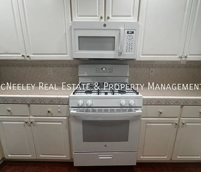 15762 SW Flagstone Dr — Photo 7