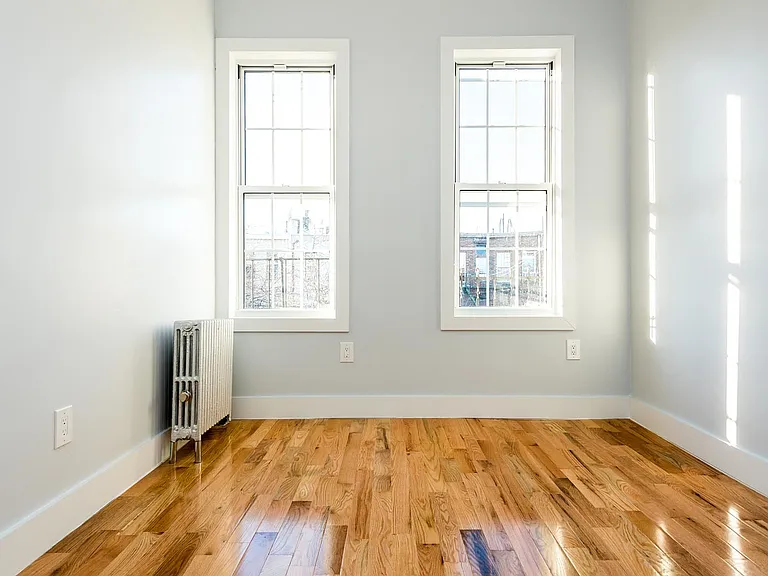 179 Stanhope St #3R — Photo 9