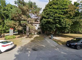 44 Virginia St #410, Kingston, ON K7K 5Y4