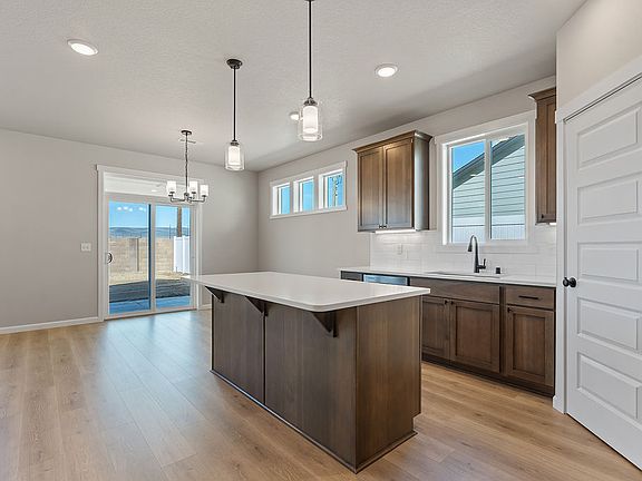 843 L ST NE by Aho Construction